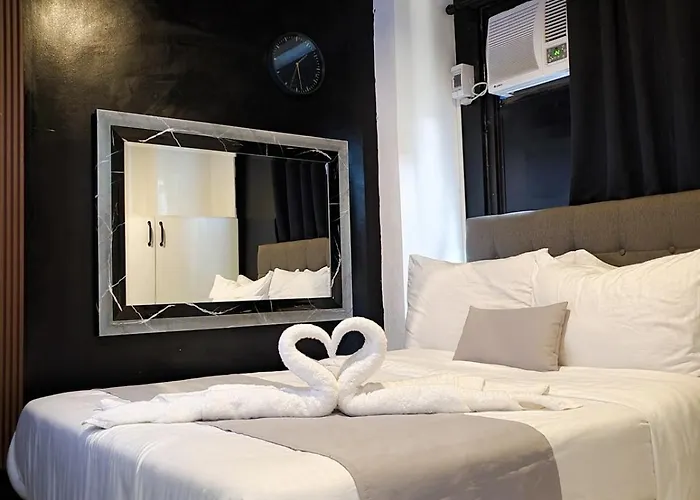 Lazarus Cinematic 1br With Kitchen Near Sm North *